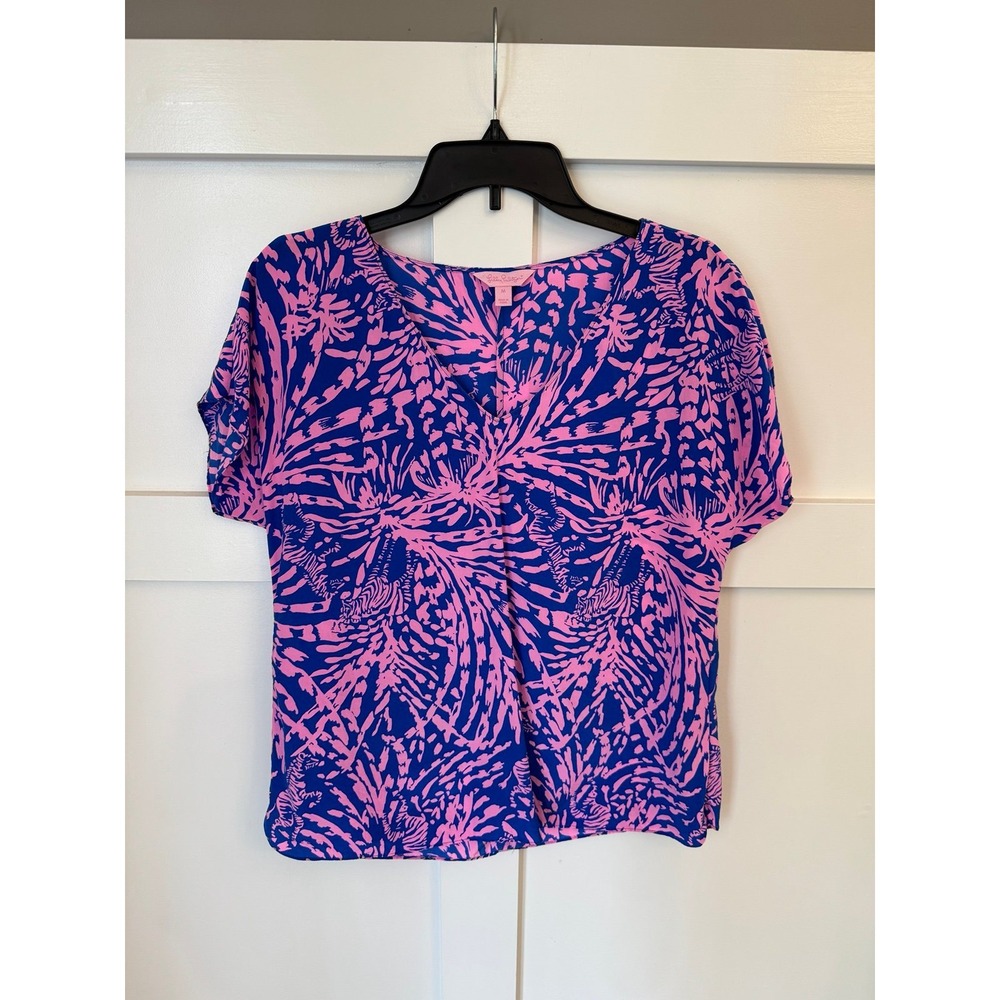 Lilly Pulitzer silk Asher top zebra pink blue size medium EUC